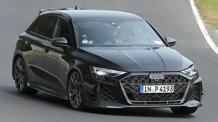 Audi RS3 GT - front 3_4_houlvf