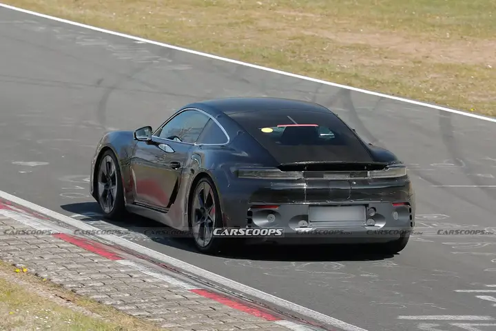 Porsche-Cayman-electric-scoop-00019-1536x1025