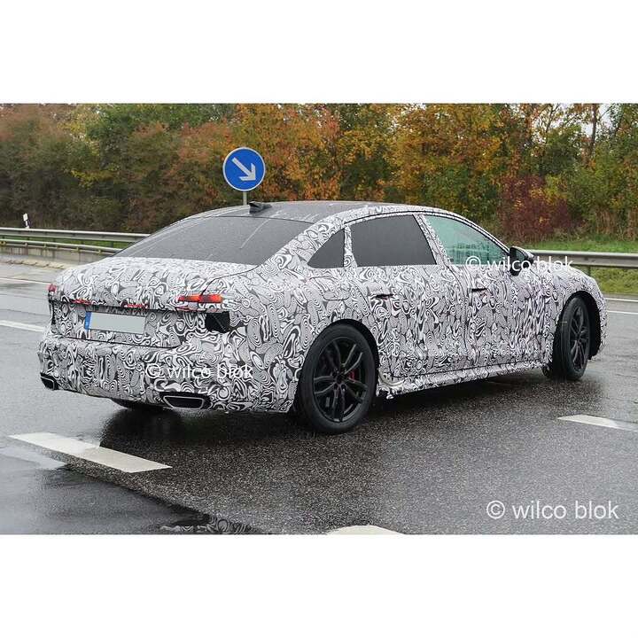 Audi A6L, the long-wheelbase version for China, spotted on his way to the Nürburgring!#Audi #A6 (2)