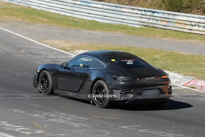 Porsche-Cayman-electric-scoop-00009-1536x1025