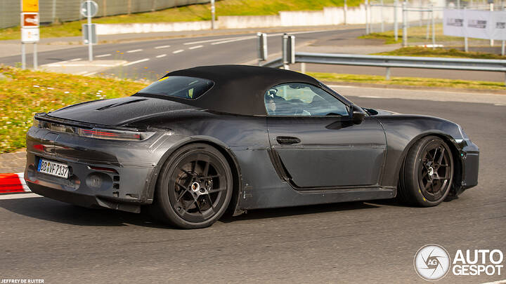 porsche-718-boxster-ev-2025-4587e-c720901122024153451_3