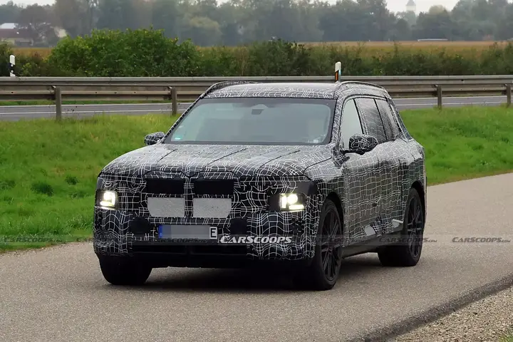 BMW-iX7-00006-1536x1024