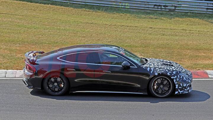 imgi_16_2027-mercedes-amg-gt-63-prototype-spy-shot