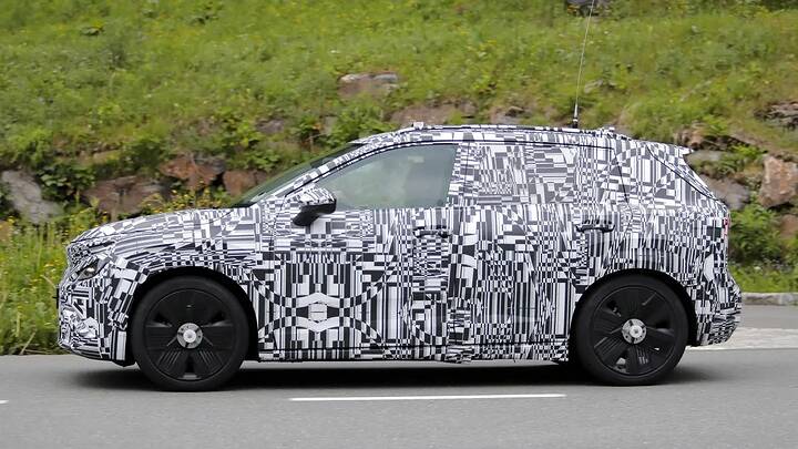Skoda Epiq spyshots 2025-9