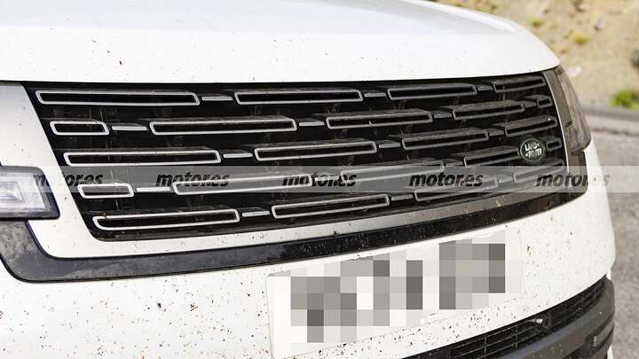 El Range Rover 2026 ya deja ver su interior, estrena una sorpresa tecnológica que nadie esperaba 11