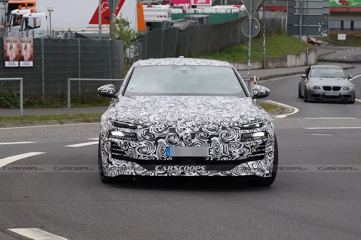 Audi-RS6-E-tron-Avant-00004-1536x1024