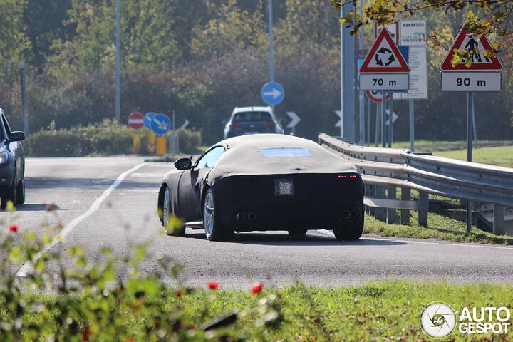 ferrari-roma-m-mule-80d5b-c580318112024003718_7