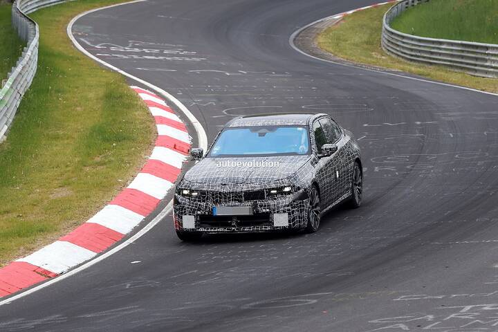 new-bmw-m350-is-a-baby-m3-for-every-day-driving_4