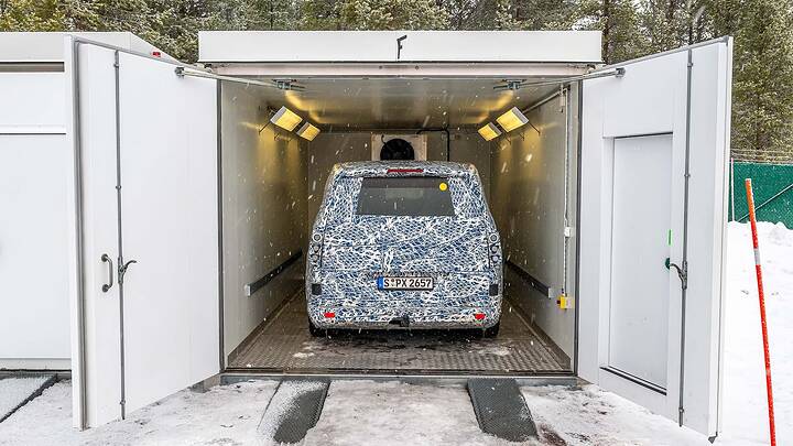 018-mercedes-benz-van-ea-prototype-drive-review
