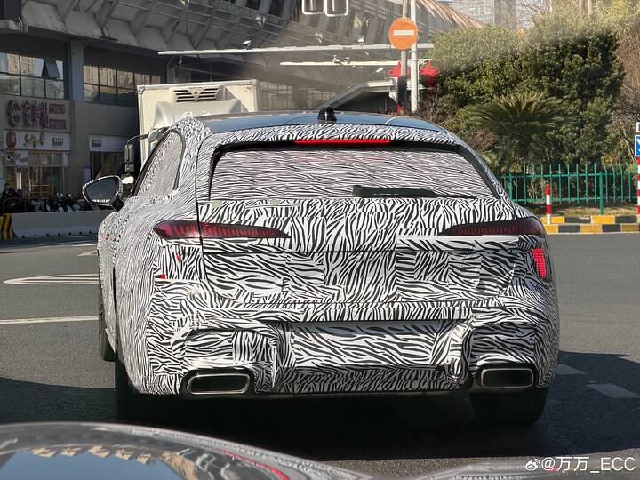 008uSSnwgy1ib1ub7tssxj34eo3b04qu