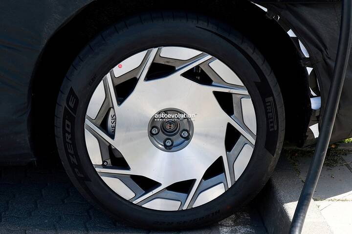 2026-genesis-gv90-electric-flagship-suv-spied-charging-looks-massive_3