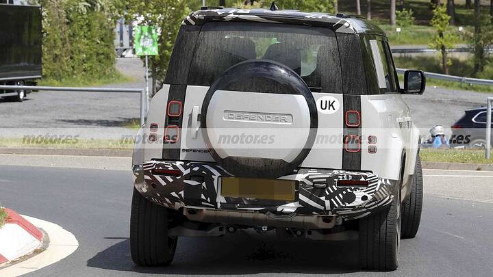 land-rover-defender-facelift-2028-fotos-newcarscoops-2026114508-178033109516