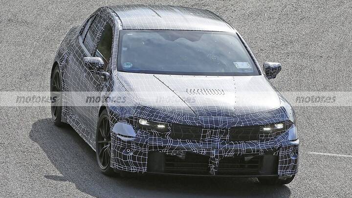 bmw-m3-2027-fotos-espia-nurburgring-2025109759-1756221745_3