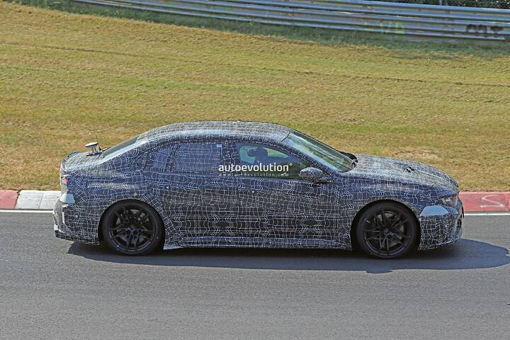 bmw-i3-m-sports-sedan-spied-newcarscoops_5