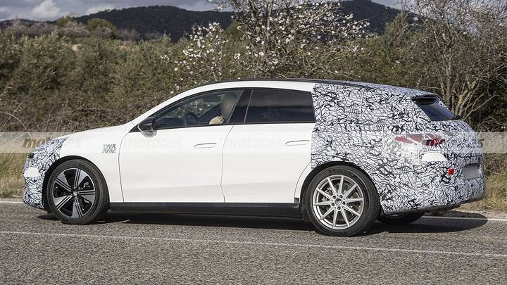 mercedes-cla-shooting-brake-2026-fotos-espia-2025106667-1739522745_6 (1)