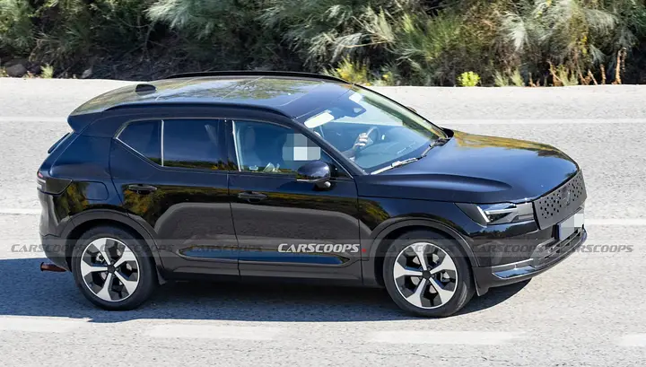 2027-Volvo-XC40-Facelift-Scoop-6-newcarscoops--2048x1166