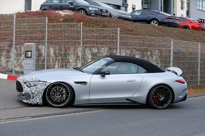 imgi_72_mercedes-amgs-sl-roadster-is-going-under-the-knife_18