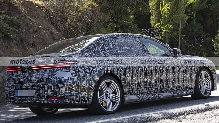 imgi_31_bmw-i7-alpina-newcarscoops-2026116039-1787734415_15