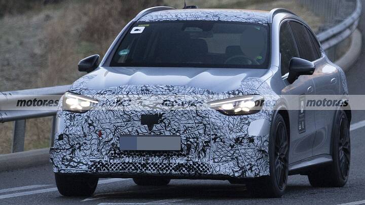 El Mercedes-AMG GLC 53 EQ se destapa, un futuro SUV eléctrico extremo con más potencia de la que imaginas 3