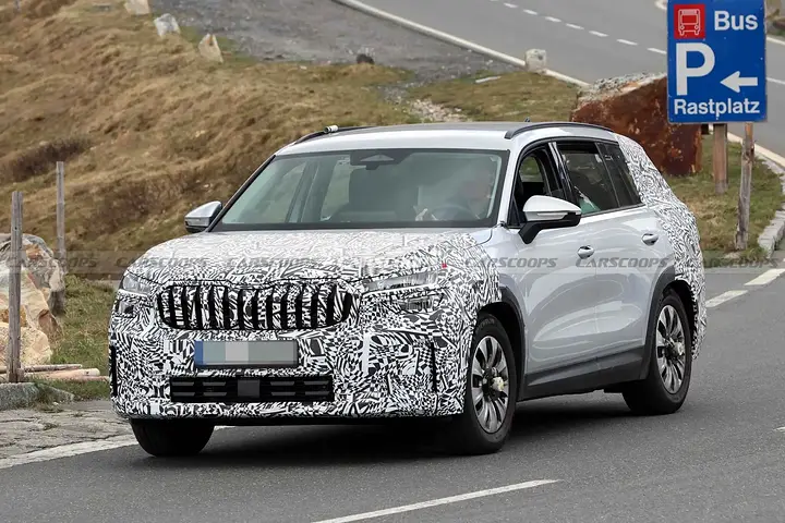 2027-Skoda-Kodiaq-Facelift--newcarscoops-7-2048x1366