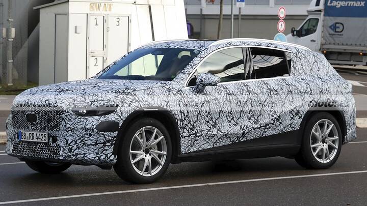 mercedes-gla-2026-fotos-espia-2024105481-1732711266_3