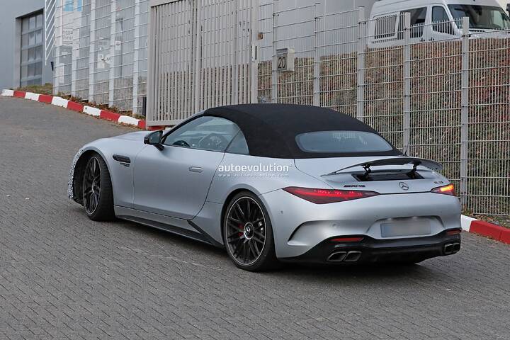 imgi_75_mercedes-amgs-sl-roadster-is-going-under-the-knife_21