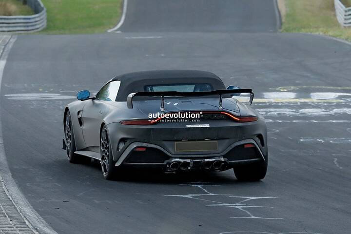 spy-photos-the-2027-aston-martin-vantage-rs-roadster-is-gaydon-s-next-open-top-track-weapon_8