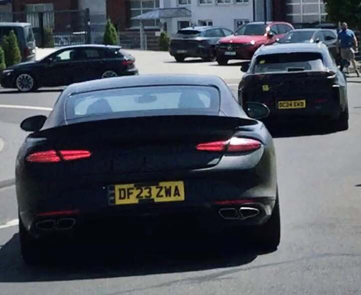 💥💥💥💥💥2027 Bentley Electric SUV Makes Spy Photo Debut With Porsche Cayenne Electric Bodywork (2)
