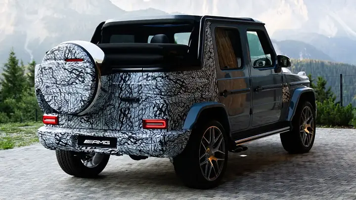 Mercedes-AMG-G-Class-Cabrio-724-2-1536x864 (1)
