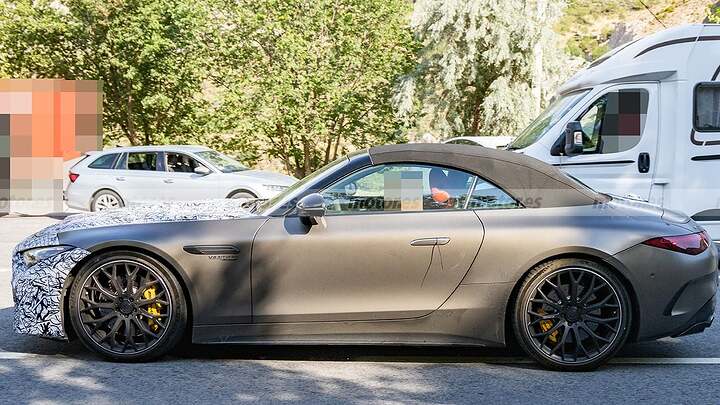 Cazado el nuevo Mercedes-AMG descapotable con motor V8 que revolucionará el mercado de los deportivos 7
