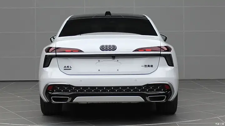 1200x0_1_autohomecar__ChxpWGjnfcuAZeLcAAH1l1isXhI641