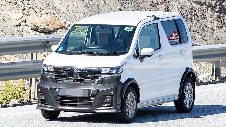 imgi_16_suzuki-jimny-electrico-fotos-espia-2025109209-1752747764_10