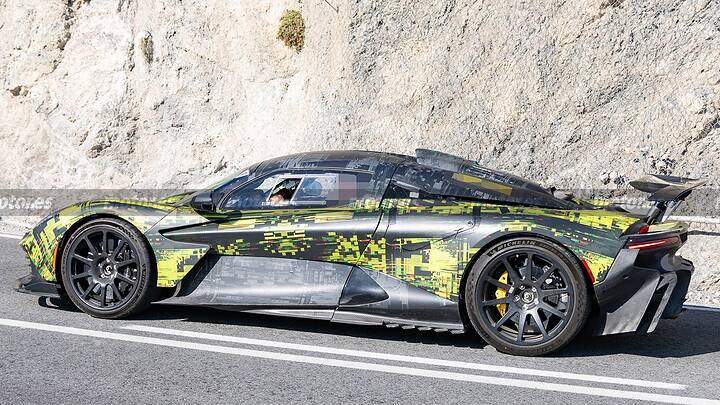 aston-martin-valhalla-amr-2027-fotos-newcarscoops-2026113948-177774634010