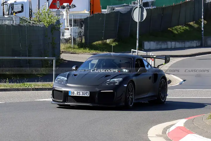 Porsche-Manthey-Flachbau-825-1-1536x1024