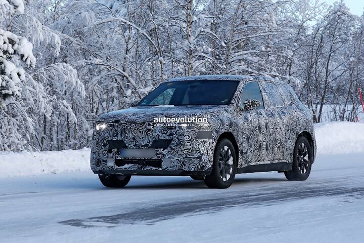 imgi_83_spy-photos-2028-bmw-ix1-newcarscoops_267326_1