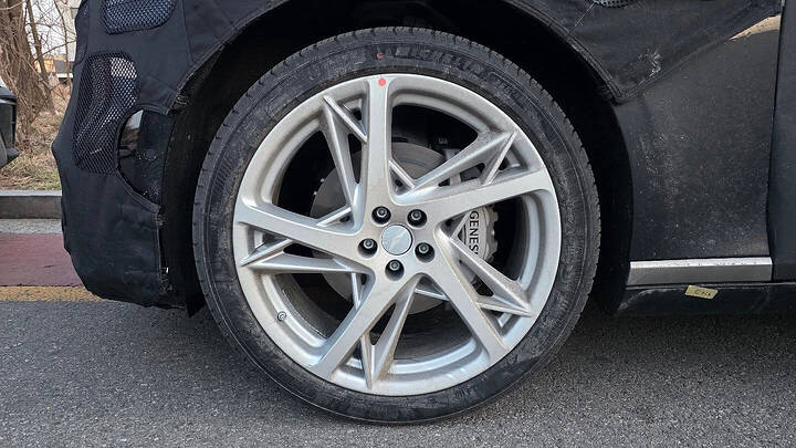 2027 genesis G90 facelift newcarscoops 0006