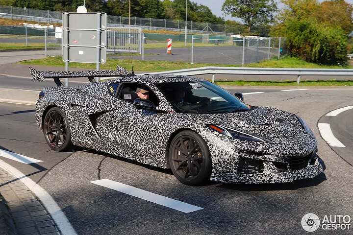 Chevrolet is currently developing a high-performance beast and testing it at the Nürburgring - the highly anticipated Chevrolet Corvette C8 Zora!   This upcoming model will be a hybrid variant of the C8 and is set to be the flagship o (6)