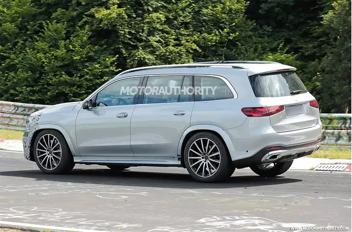 2027-mercedes-benz-gls-class-facelift-spy-shots--photo-via-baldauf_100940096_l