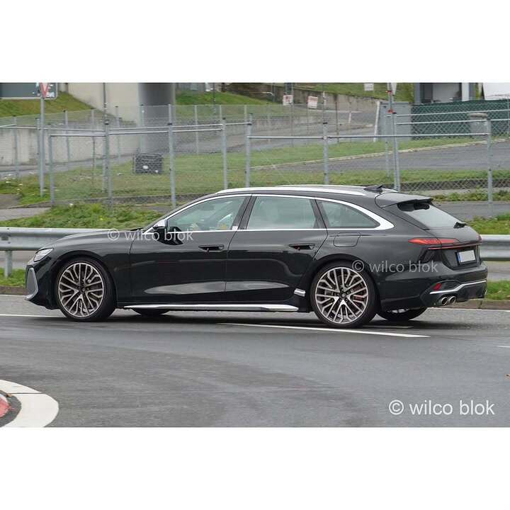 All-new Audi S6 spotted undisguised! Four (real) exhaust pipes and a high-voltage sticker hint  (1)