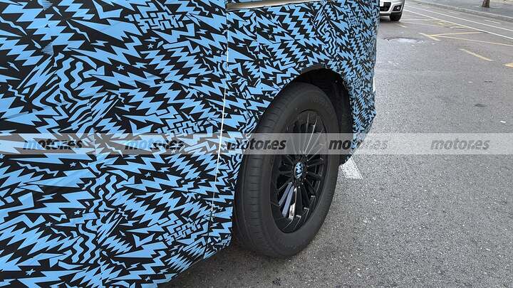 Mercedes didn't want you to see it like this, the new electric VLE, ​​caught like never before in these spy photos 15