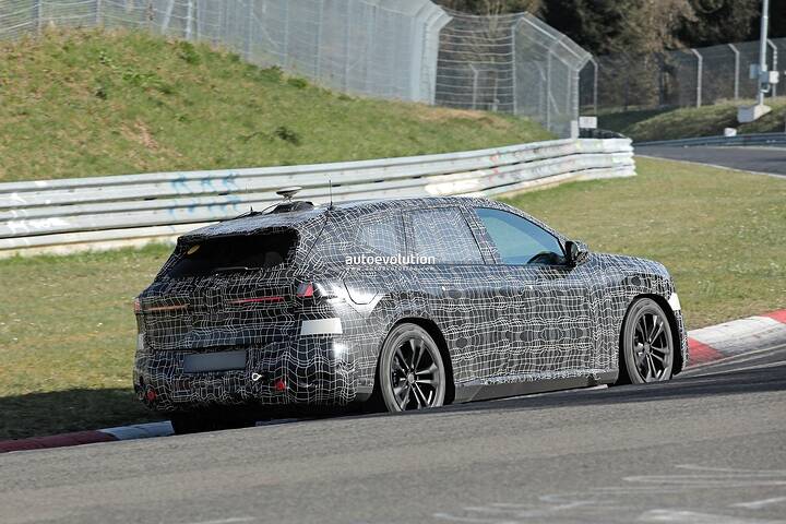 2026-bmw-ix3-shows-production-lights-first-neue-klasse-model-will-debut-september-2025_10