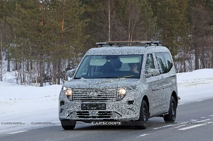 2024-Ford-Tourneo-Courier-2