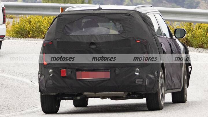 kia-seltos-hybrid-2026-fotos-espia-2025111232-1763998772_13