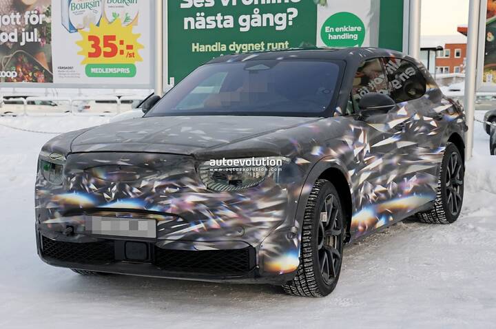 imgi_58_bentley-s-first-production-ev-shows-porsche-cayenne-electric-inspired-cockpit_7