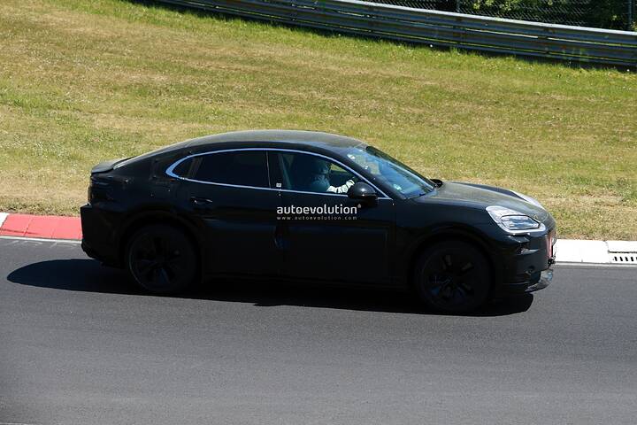 watch-out-tesla-model-x-the-2027-porsche-cayenne-coupe-is-coming-with-ev-power_8