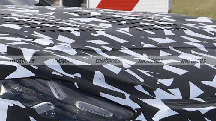 mercedes-amg-gt-berlina-2026-fotos-espia-2025109703-1755853083_7