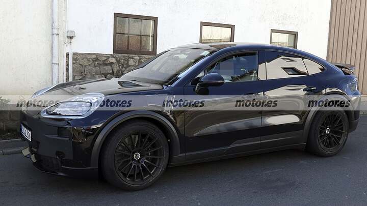 Porsche is preparing an electric Cayenne Coupé Turbo GT that promises crazy figures.