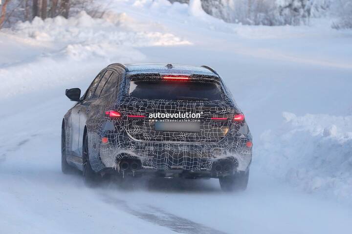 imgi_46_2028-bmw-m5-touring-spotted-with-redesigned-front-end_4