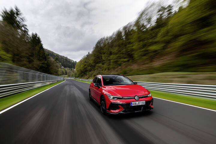 Golf GTI EDITION 50 (4)