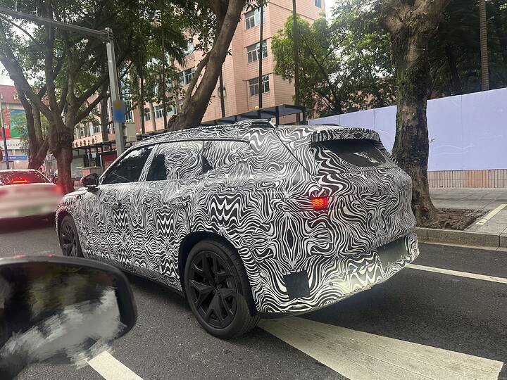 006oc7aqgy1i4r6n62aqgj31w01f0qv5